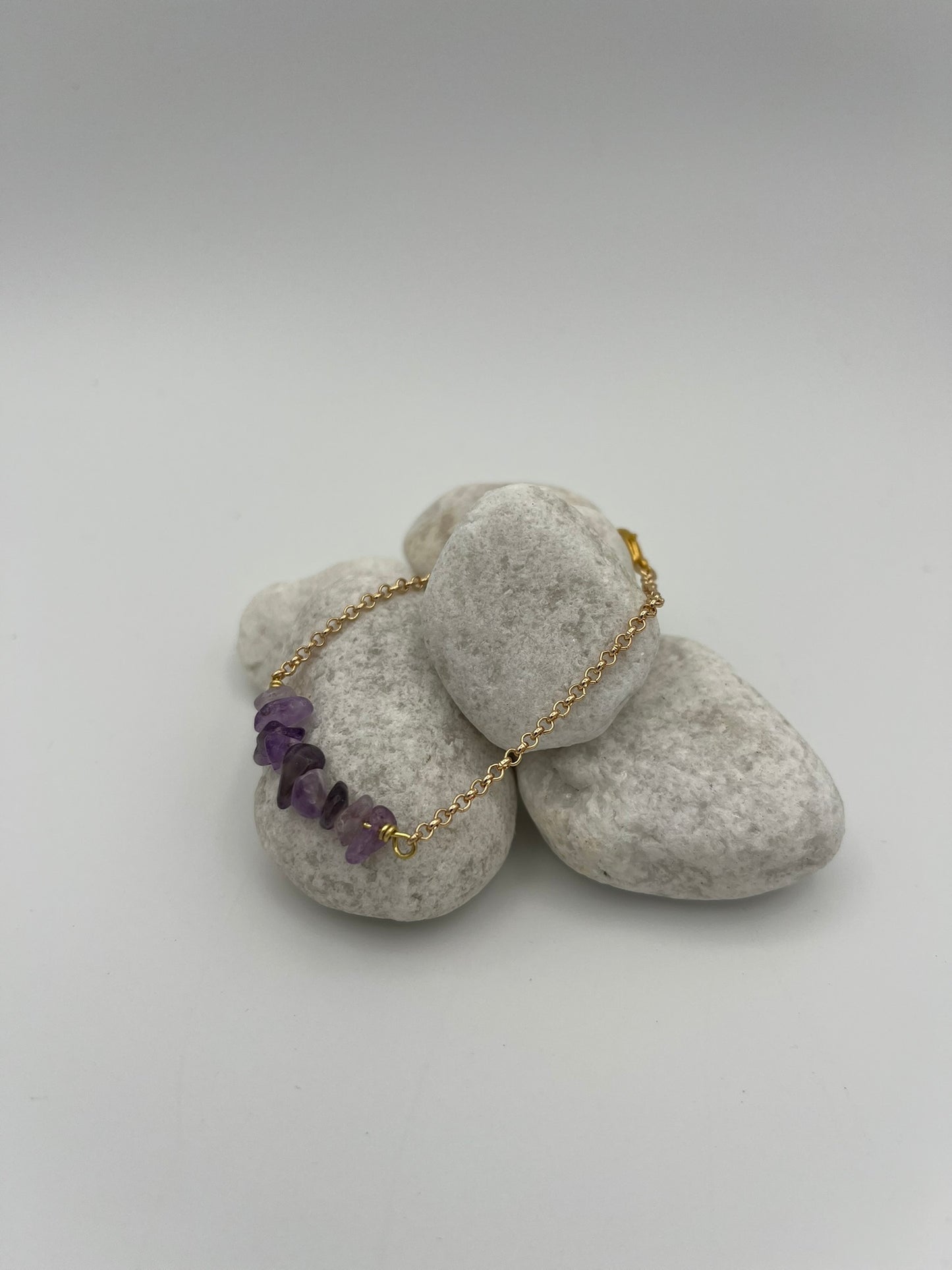 Armbandje met amethyst